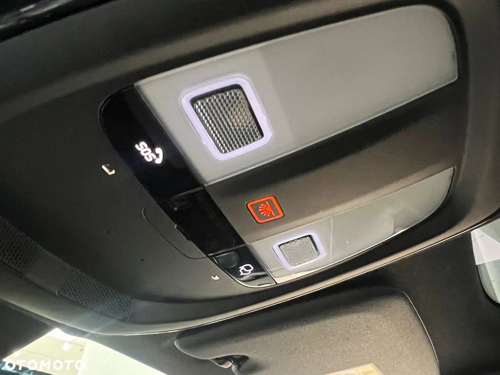 Volvo C40 Recharge 82 kWh Single M Extended Range RWD Ultimate - 26