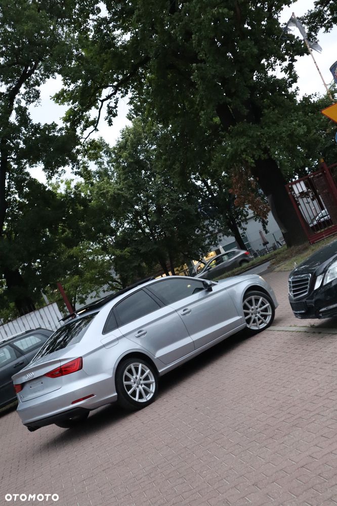 Audi A3 Sportback 1.8 TFSI S tronic S line Sportpaket - 16