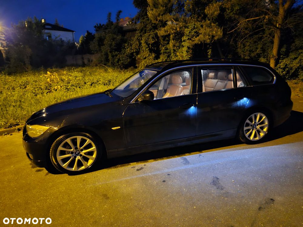 BMW Seria 3 325d DPF - 2