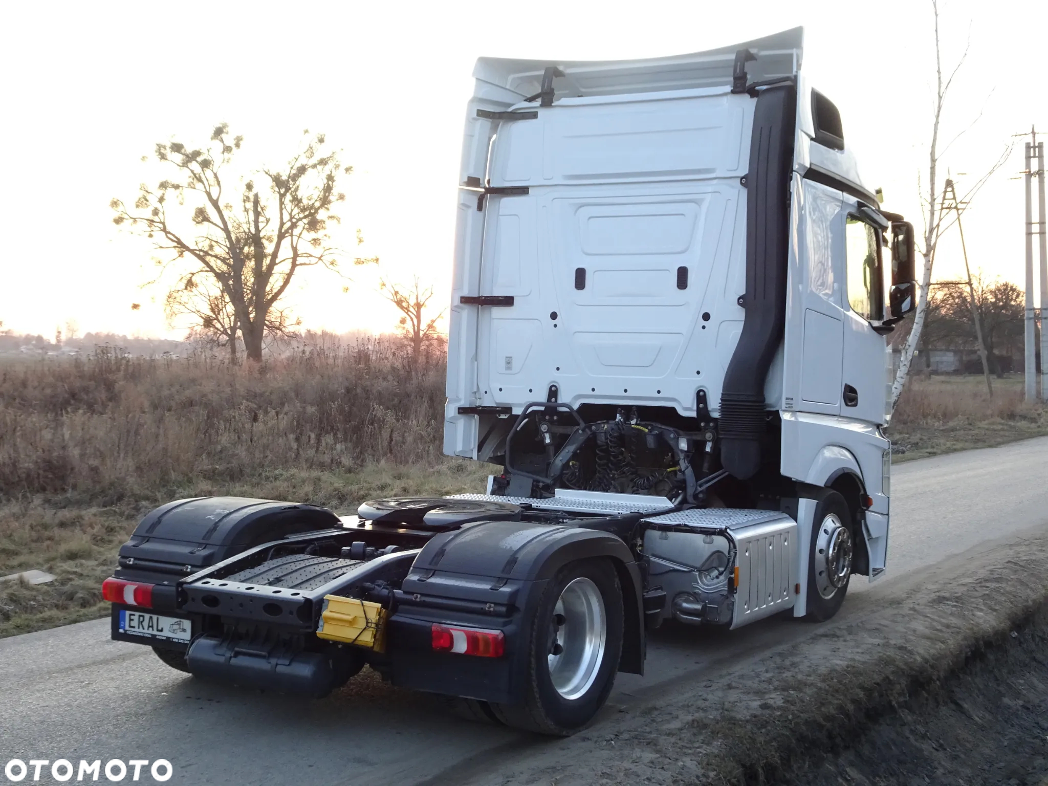 Mercedes-Benz Actros 1845 z Niemiec idealny serwisowany Lowdeck - 6