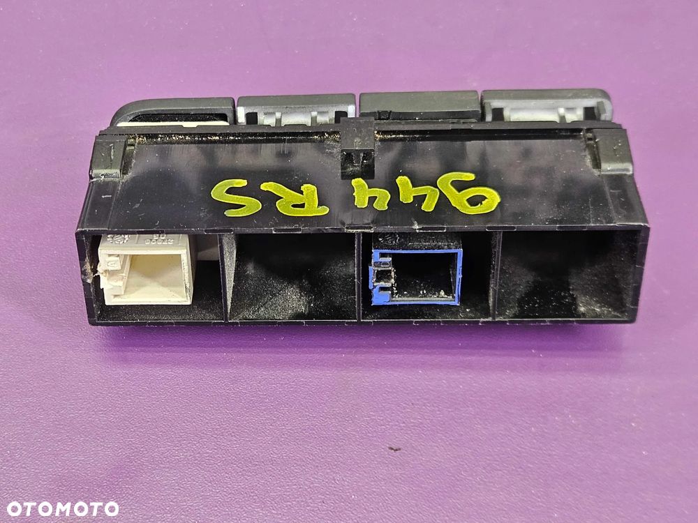 Panel Przycisk Włacznik Wyłącznik ESP Kontrolka Airbag Poduszek Zaślepka UK Angielskie Audi A4 B6 B7 - 15