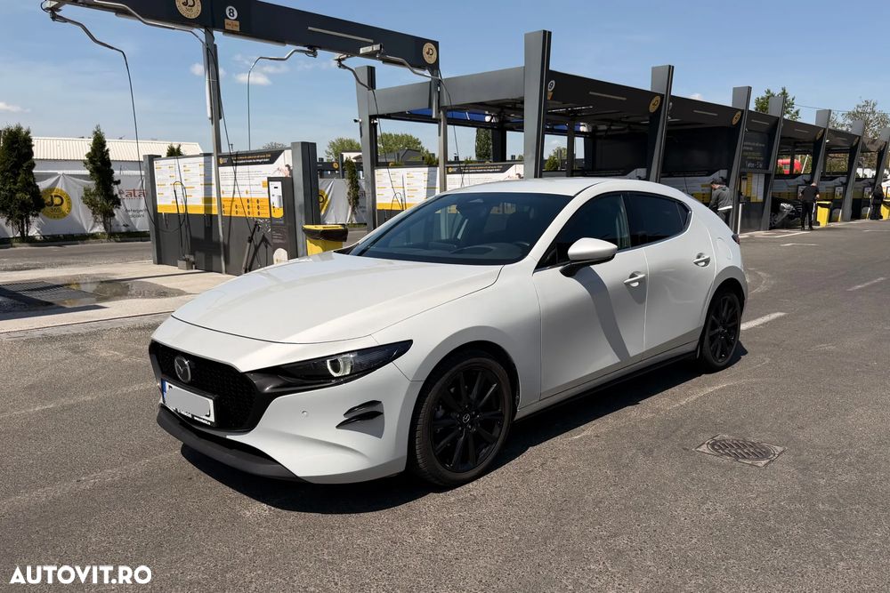 MAZDA 3 2025