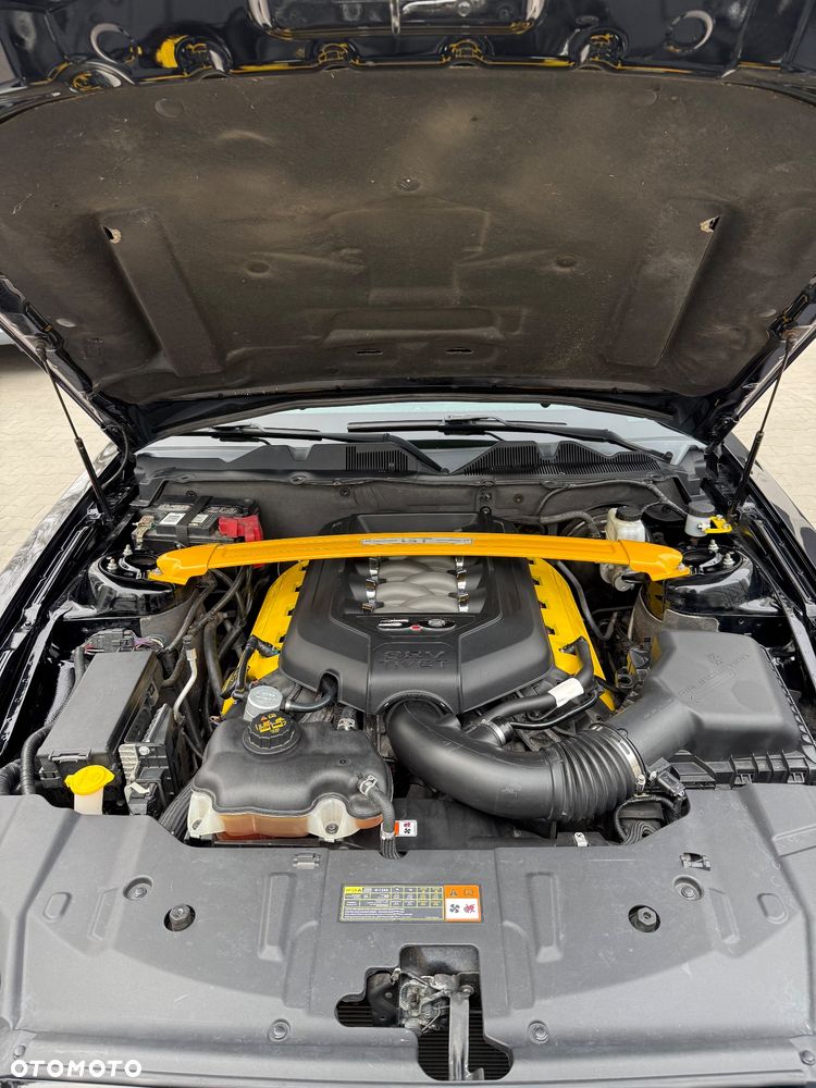 Ford Mustang 5.0 V8 GT - 26