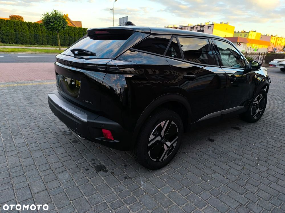 Peugeot 2008 Hybrid 136 e-DSC Style - 3