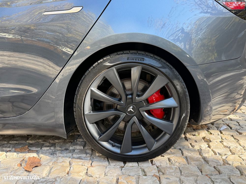 Tesla Model 3 Performance Dual Motor AWD - 17