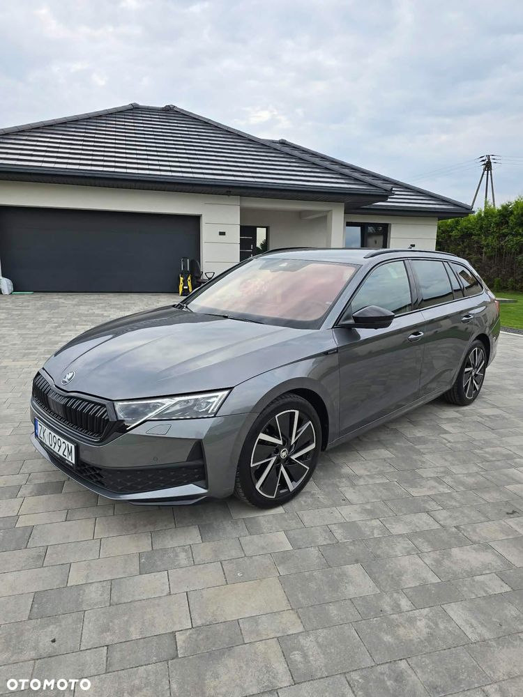 Skoda Octavia 2.0 TDI Sportline DSG - 1