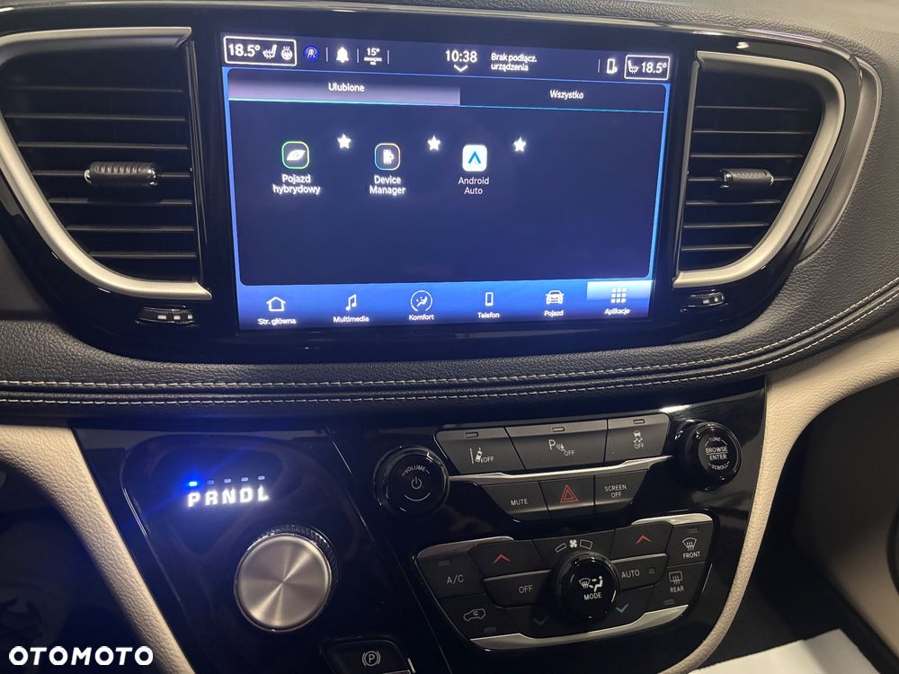 Chrysler Pacifica - 21