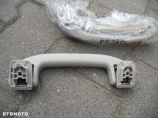 UCHWYT nadokienny RĄCZKA ISUZU D-max od 2012 -2019 Wszystkie