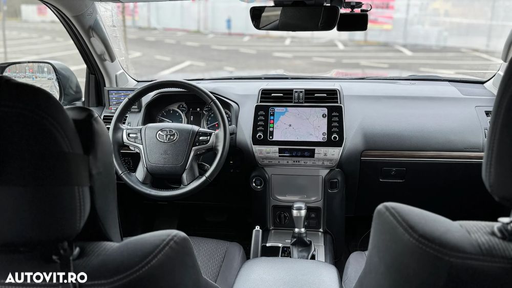 Toyota Land Cruiser 2.8l D-4D 204 CP A/T 7 locuri Executive - 7