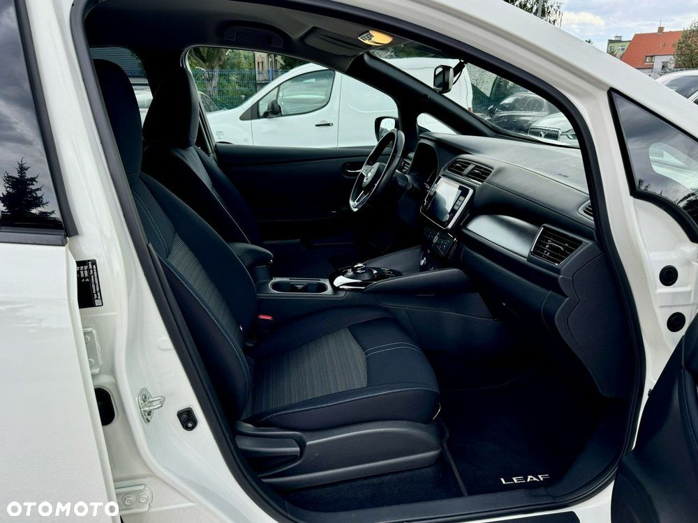 Nissan Leaf 40kWh Tekna - 13