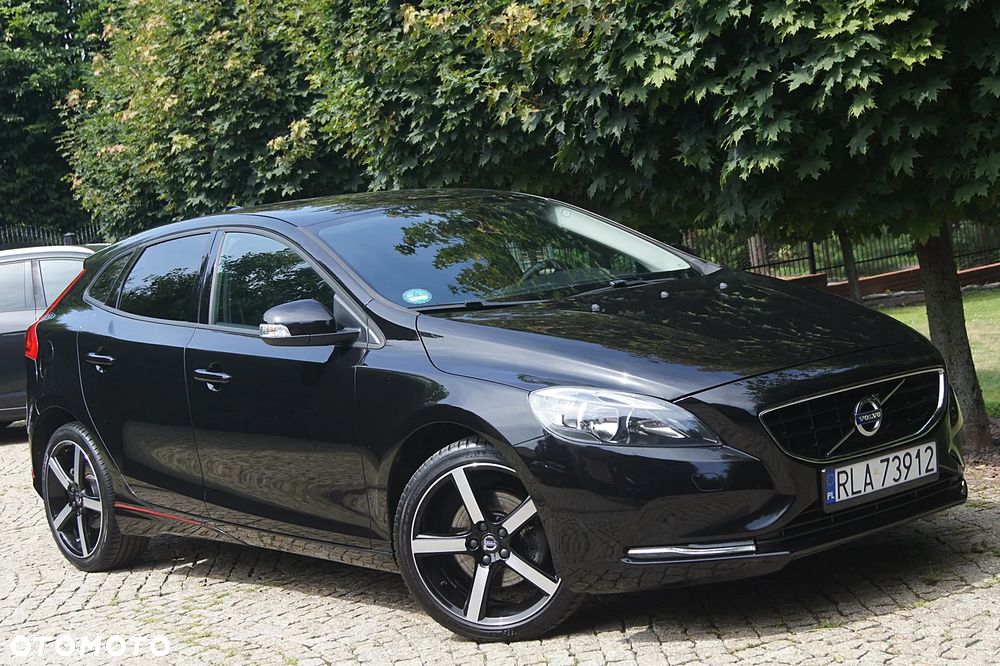 Volvo V40 T2 Linje You - 1