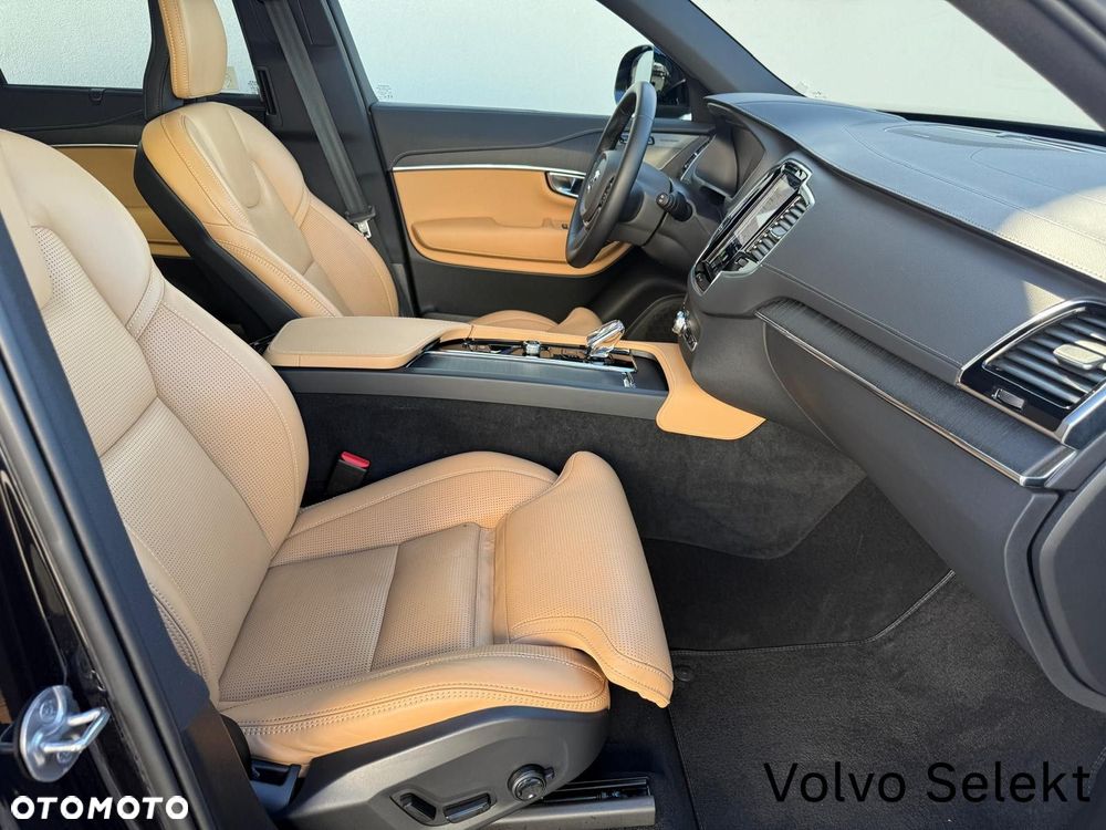 Volvo XC 90 - 37