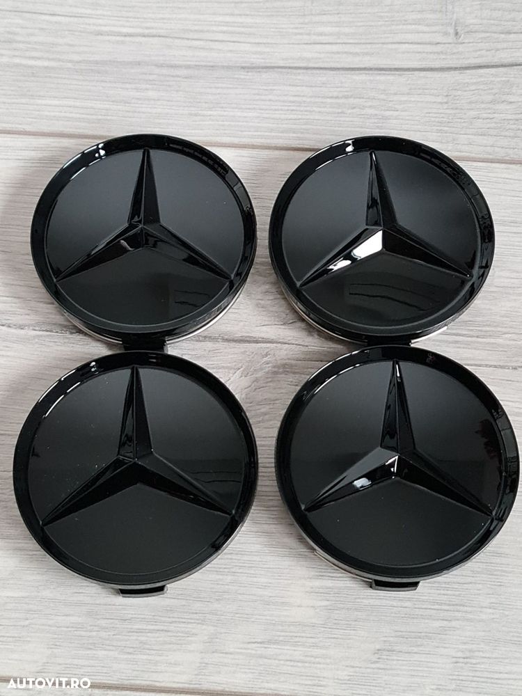 Capace-Jante-75-MM-Mercedes-Negre-Full-Black-Clasa-A-C-E-S-CLS-GLC-GLE - 1