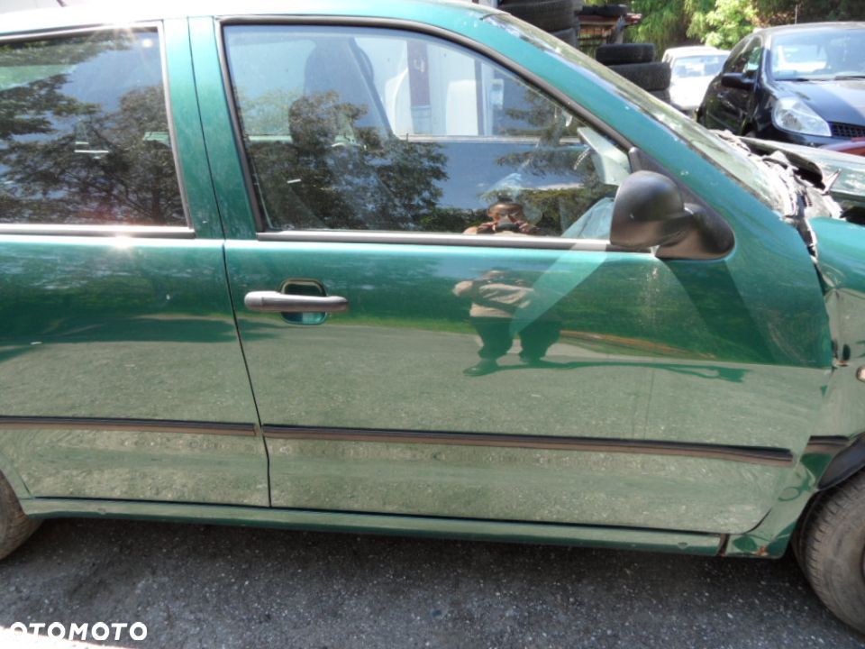 LUSTERKO PRAWE SEAT IBIZA II MANUALNE
