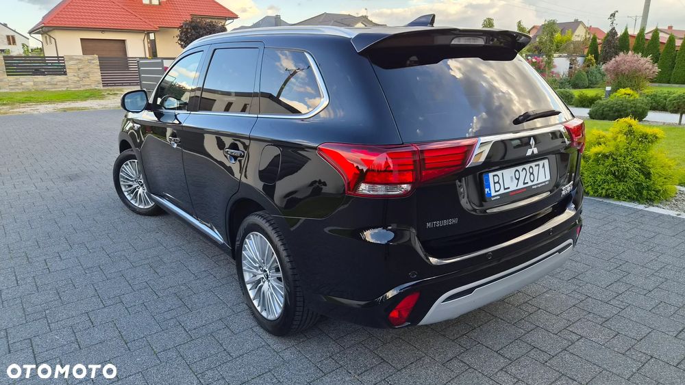 Mitsubishi Outlander 2019 photo 3