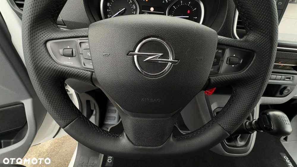 Opel Vivaro - 33