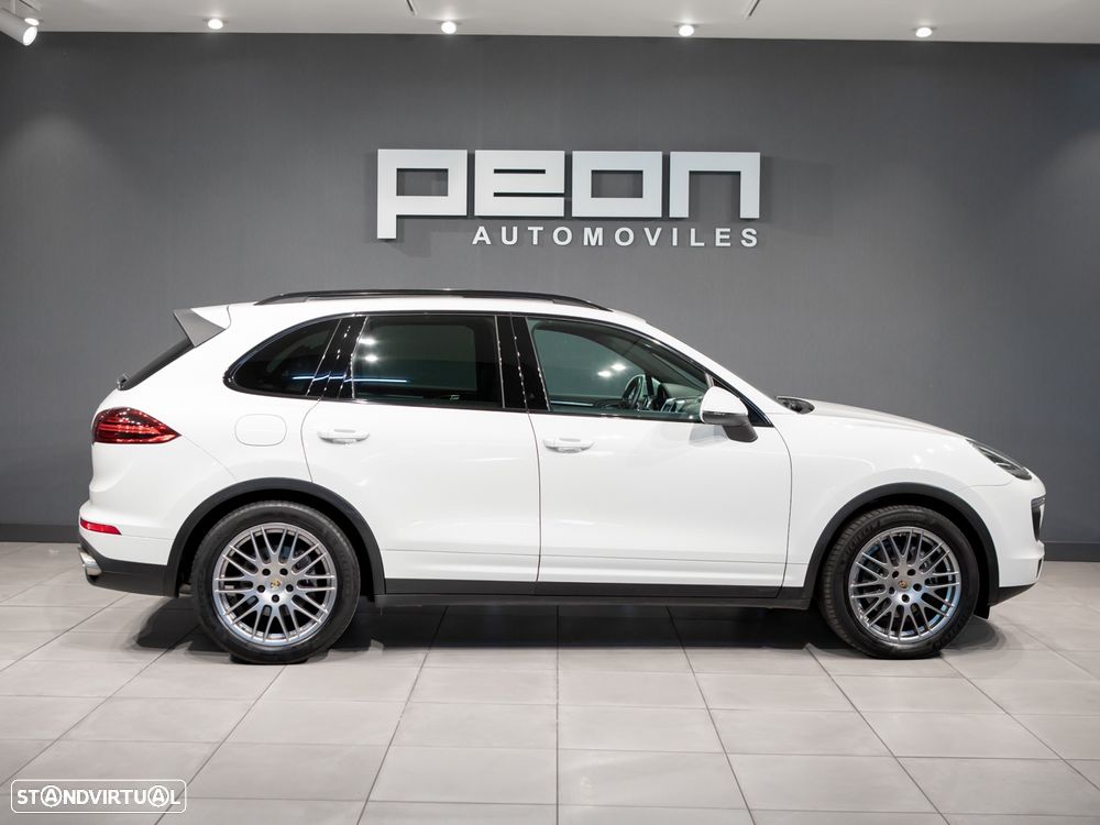 Porsche Cayenne Tiptronic S - 3
