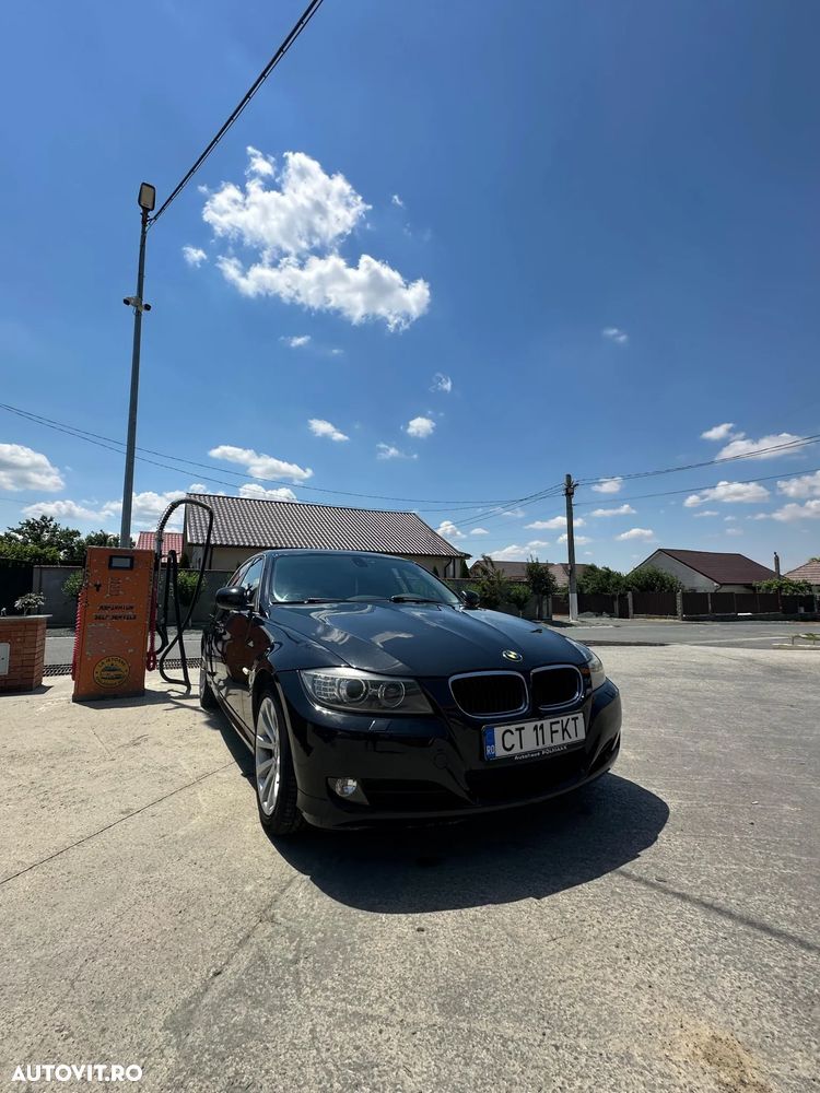 BMW 3 Series 2010 — imagine 8