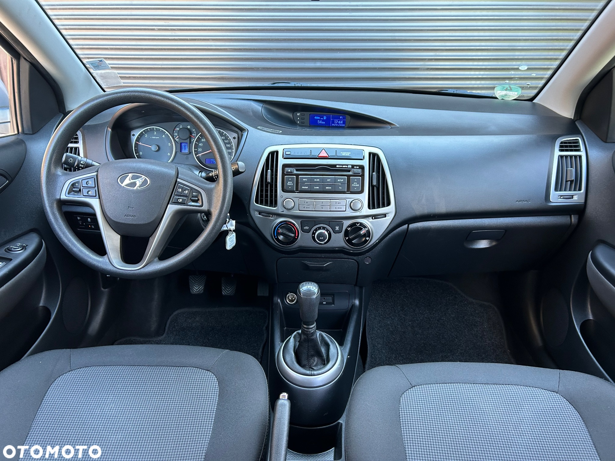 Hyundai i20 1.1 CRDi BlueDrive Comfort - 12