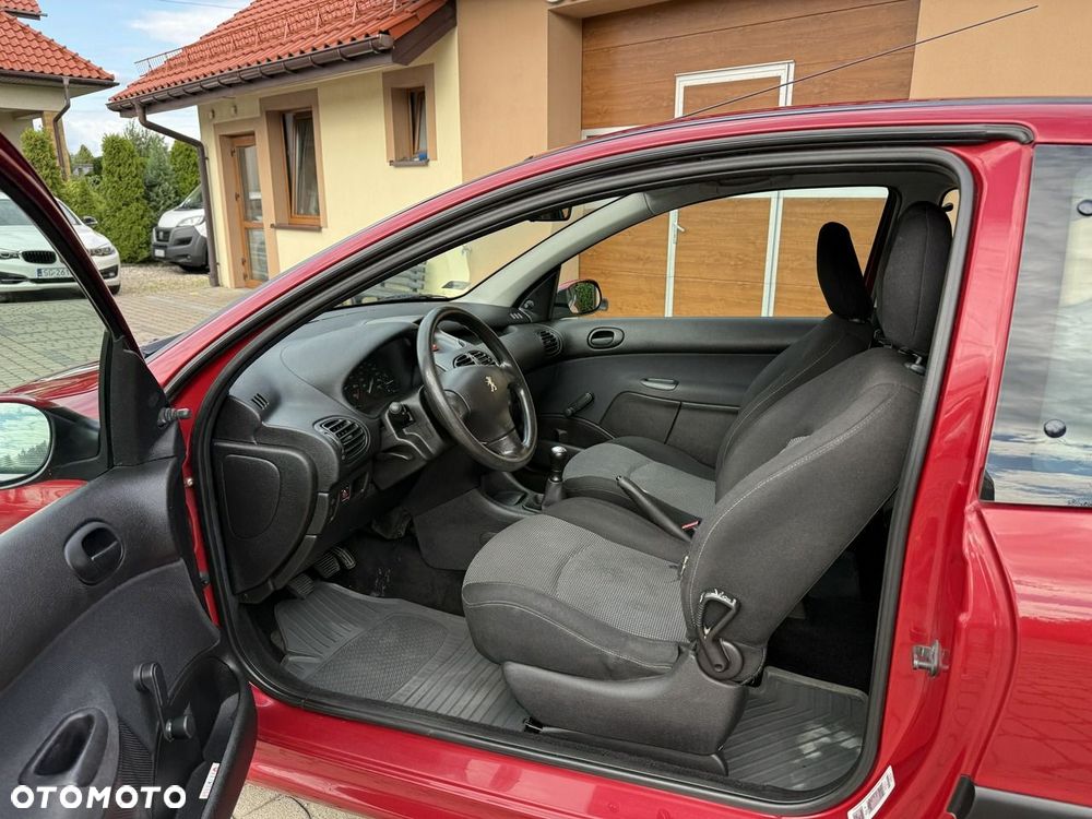 Peugeot 206 1.1 XR - 17
