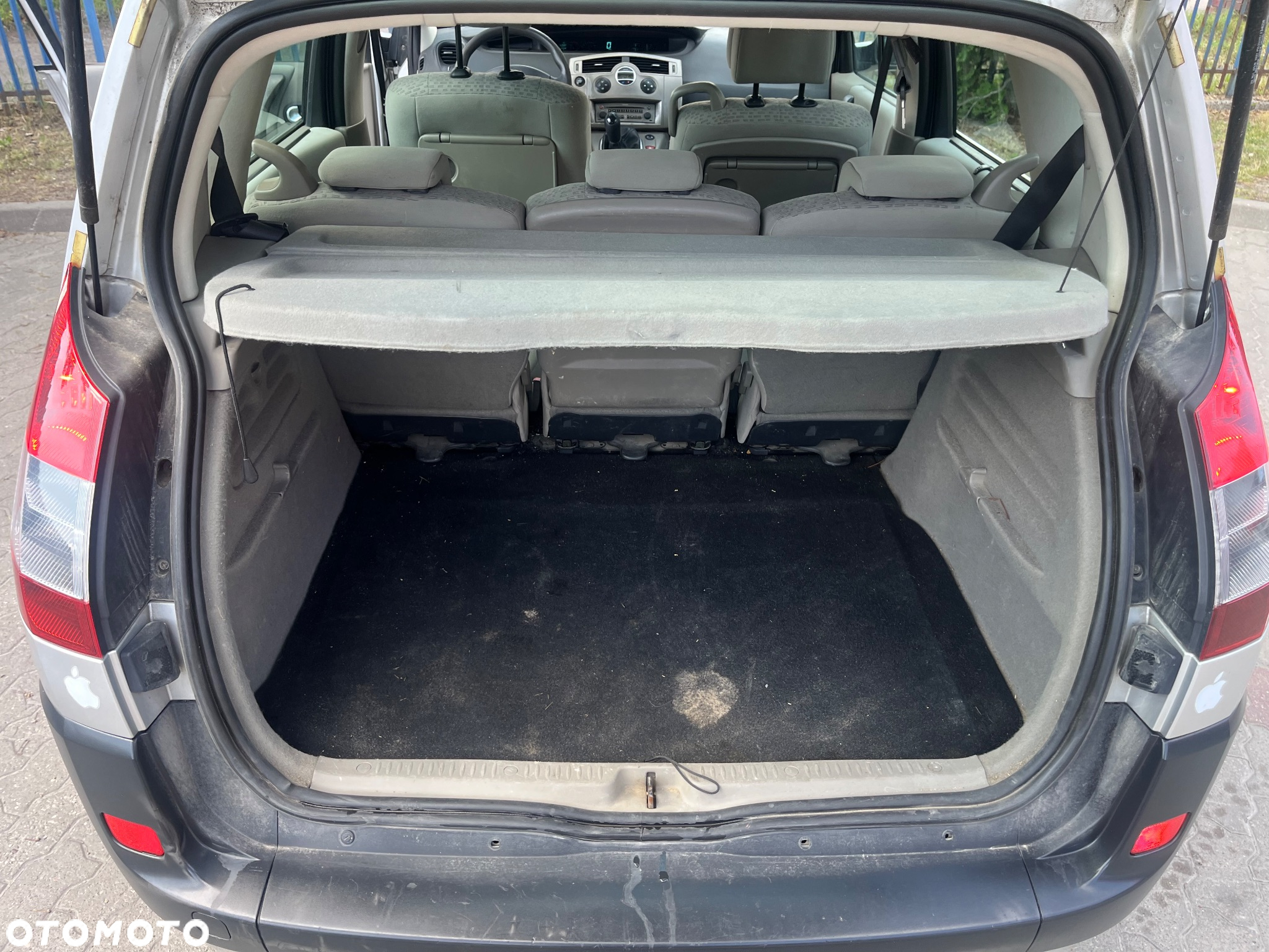 Renault Scenic 1.6 16V Privilege - 18