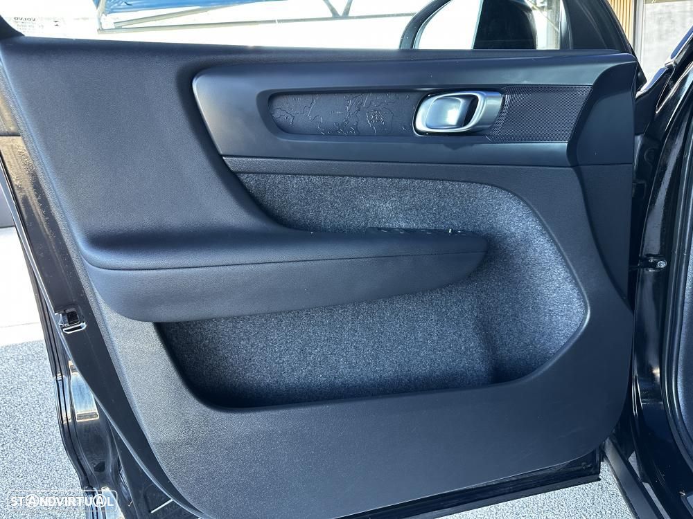 Volvo XC 40 Recharge 69 kWh Single Motor Core - 16