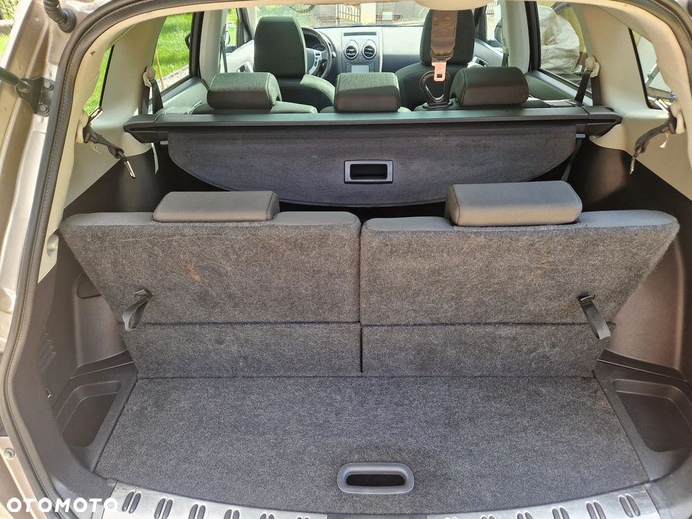 Nissan Qashqai+2 2.0 dCi 4x4 Tekna - 11