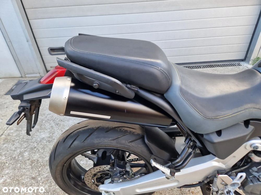 Yamaha MT - 17