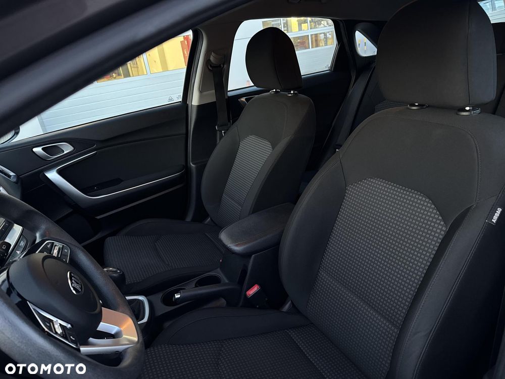 Kia Ceed 1.0 T-GDI S - 12