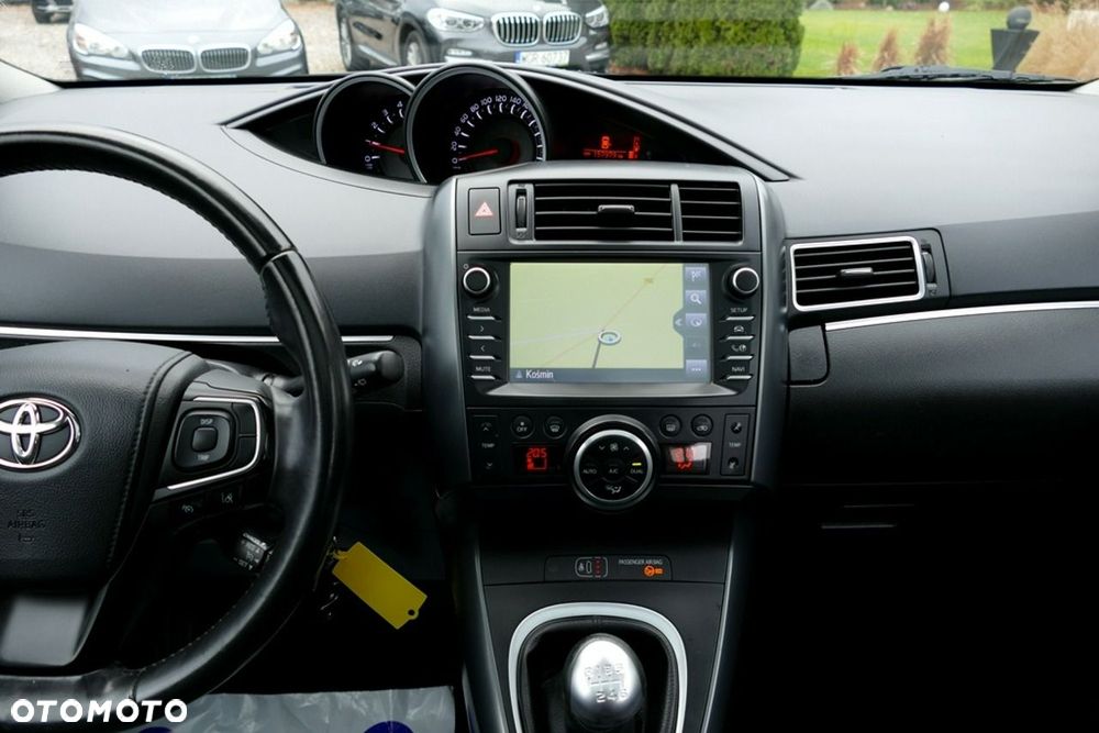 Toyota Verso 1.6 D-4D Premium - 30