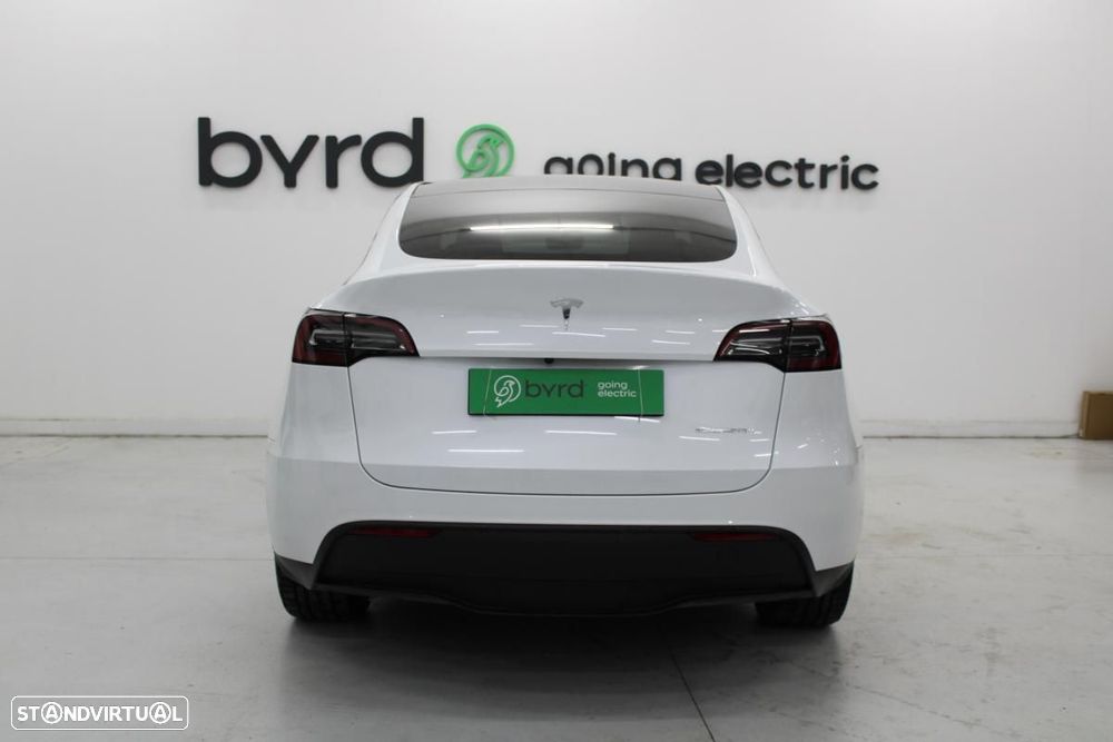 Tesla Model Y Long Range Dual Motor AWD - 5