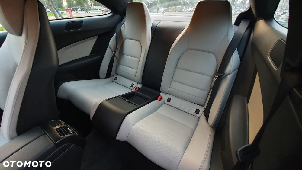Mercedes-Benz Klasa C 250 (BlueEFFICIENCY) 7G-TRONIC - 12