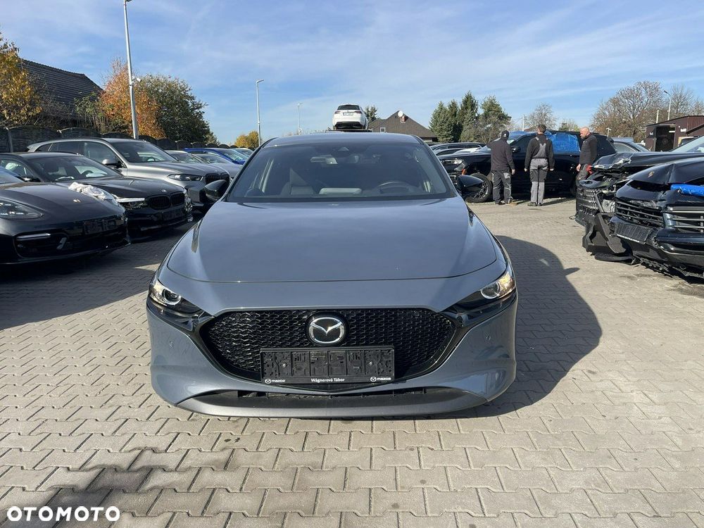 Mazda 3 e-SKYACTIV-X 186 M HYBRID CENTRE-LINE - 2