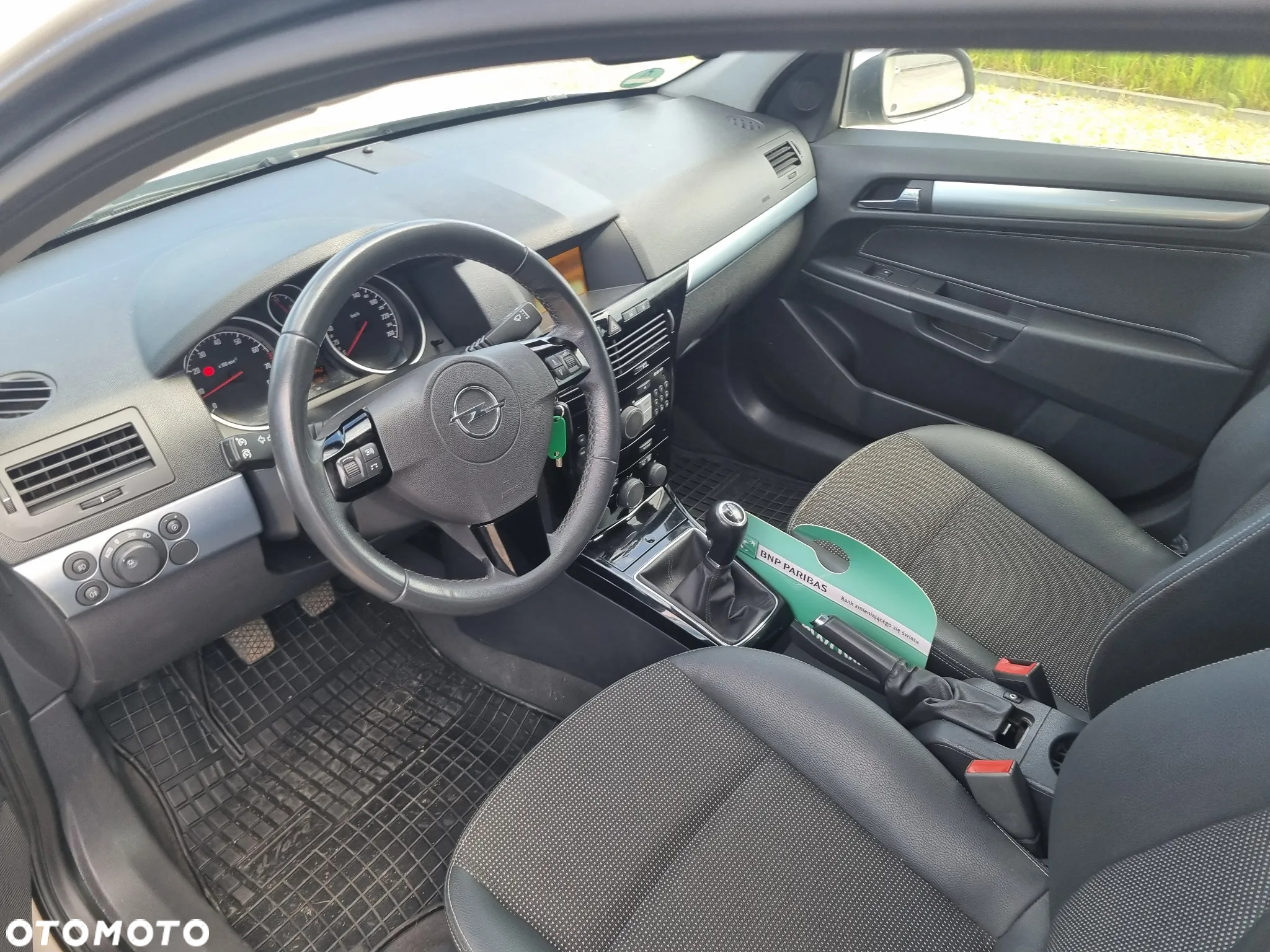 Opel Astra 1.6 Caravan Cosmo - 22