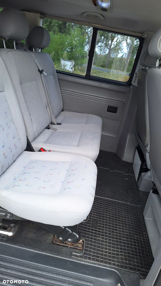 Volkswagen Transporter - 12