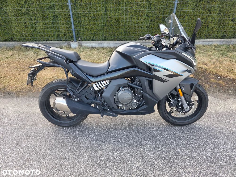 CFMoto 650 MT - 1