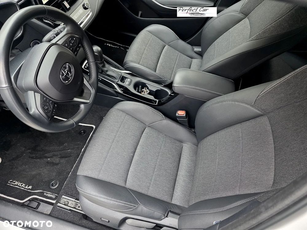 Toyota Corolla 1.8 Hybrid Style - 8