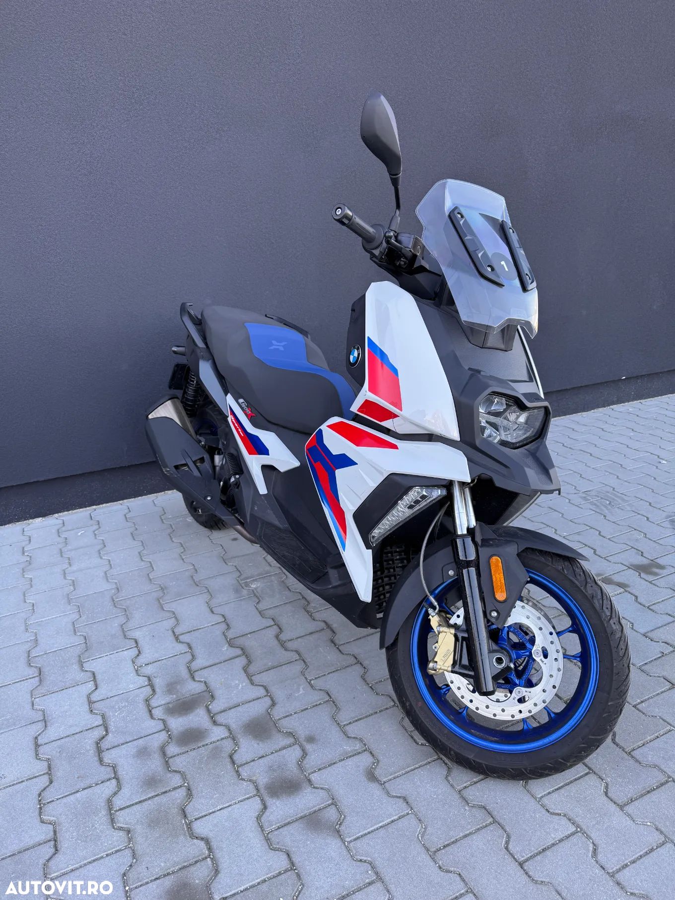 BMW C400X - 1