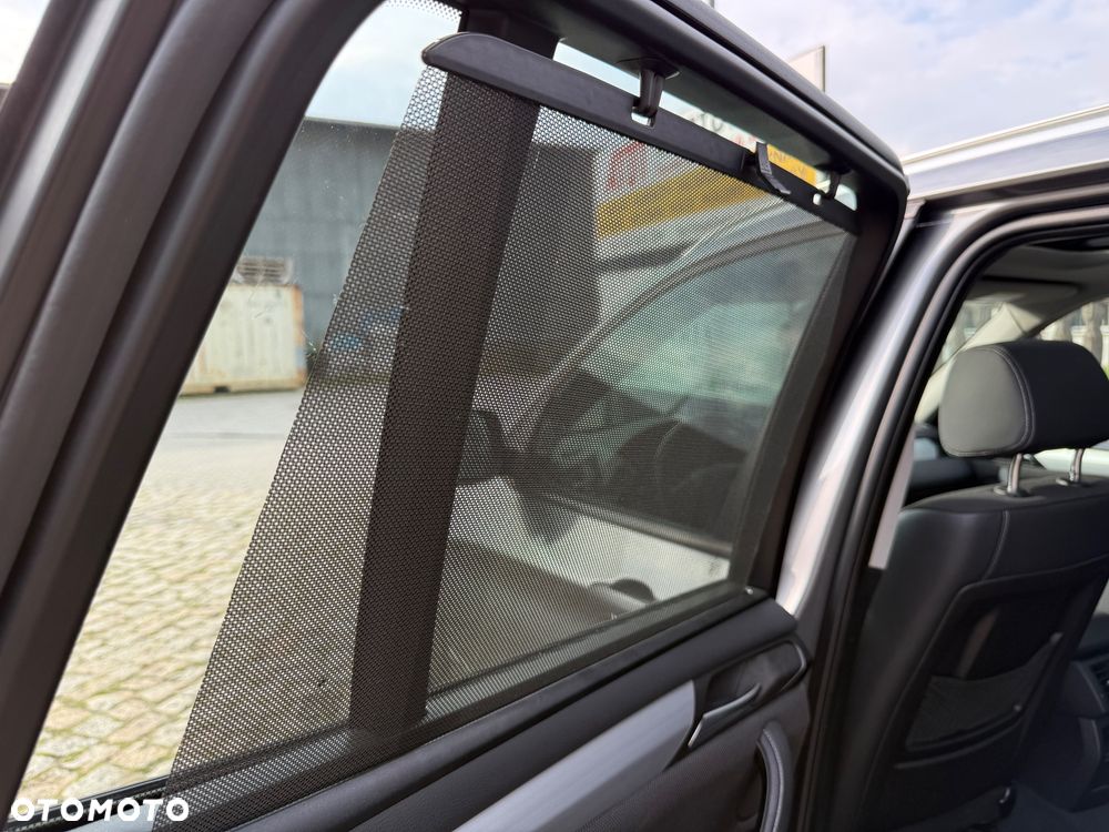 BMW X3 xDrive20d - 25