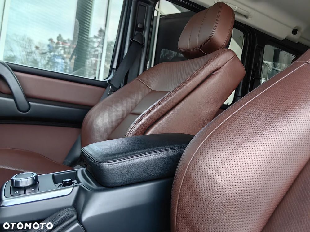 Mercedes-Benz Klasa G 350 BlueTec L - 26