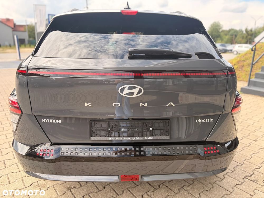 Hyundai Kona 65kWh Executive - 6