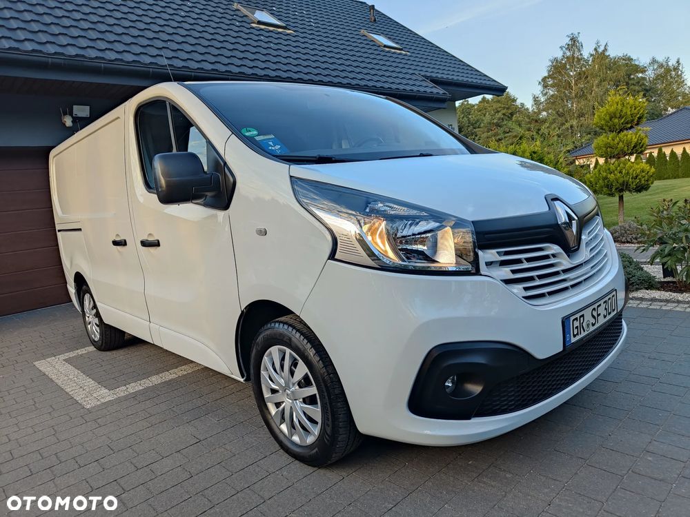 Renault Trafic - 28