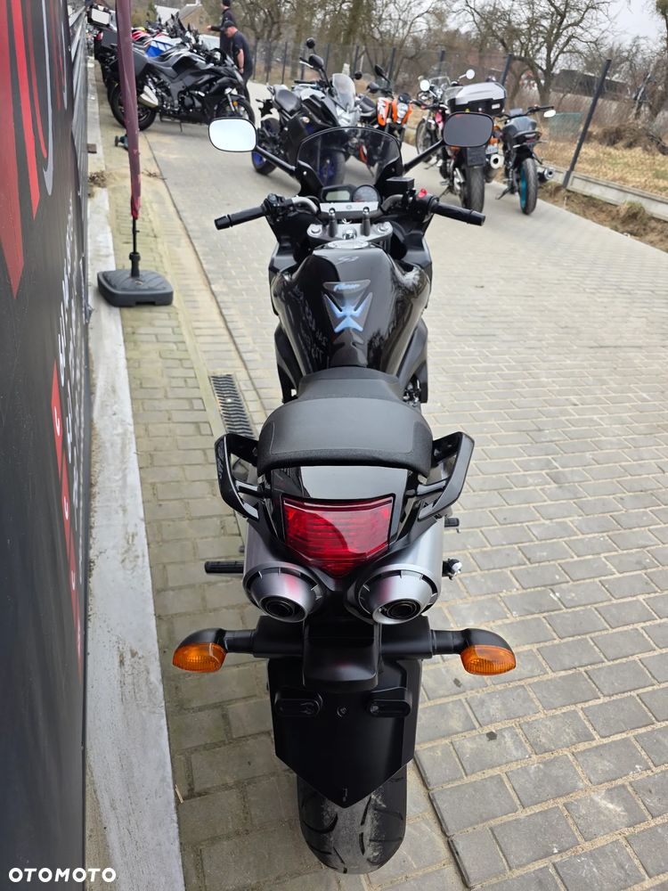 Yamaha FZ6 - 29