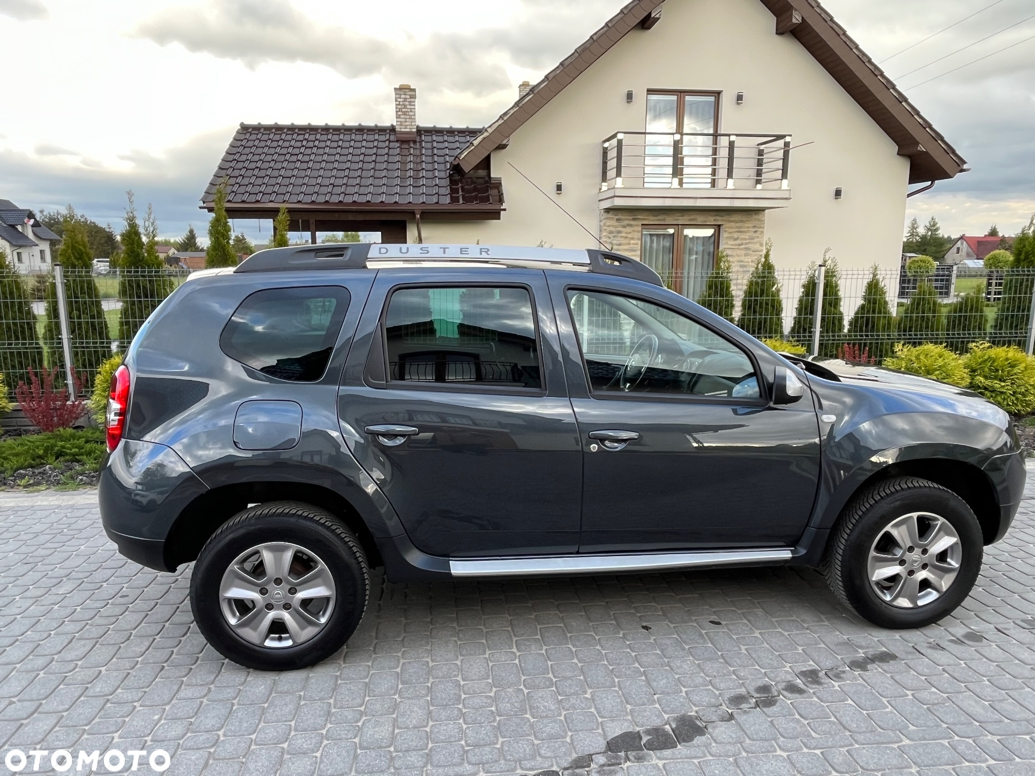 Dacia Duster 1.6 SCe Comfort - 3