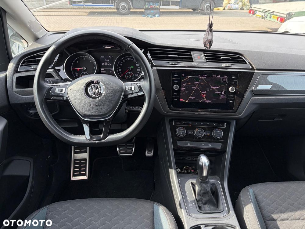 Volkswagen Touran 2.0 TDI SCR DSG IQ.DRIVE - 13