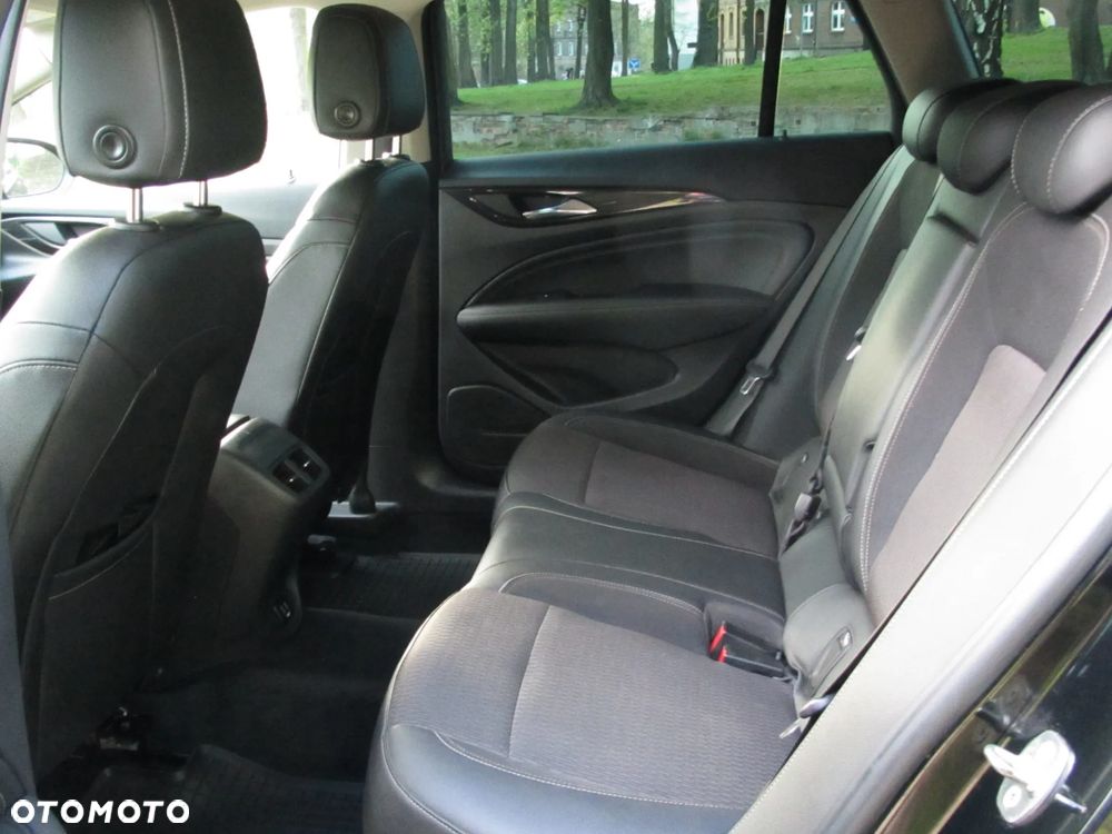 Opel Insignia 1.6 CDTI Cosmo - 12