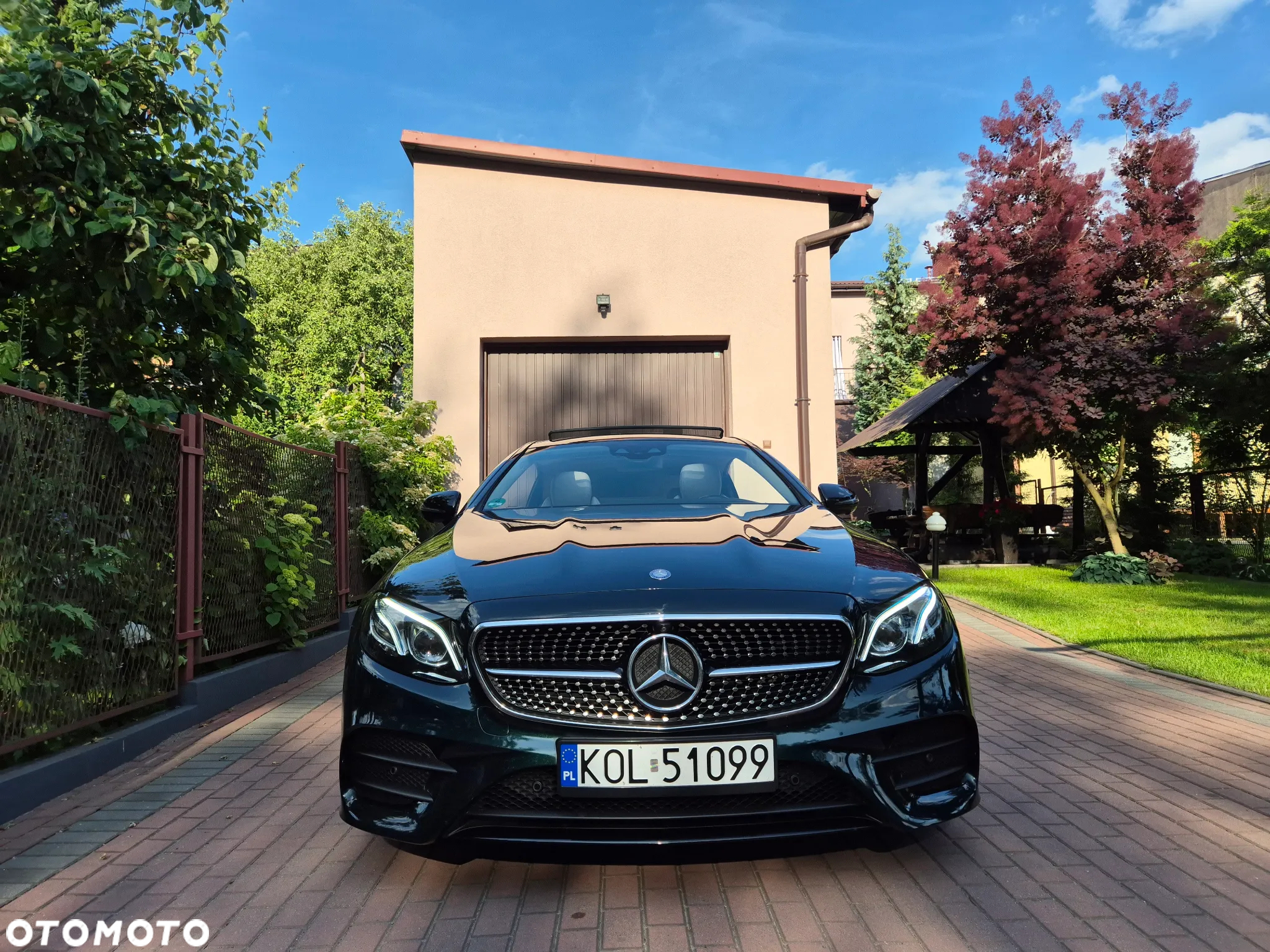 Mercedes-Benz Klasa E 220 d Coupe 9G-TRONIC AMG Line - 4