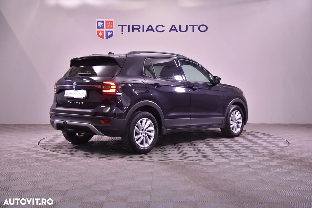 Volkswagen T-Cross - 5