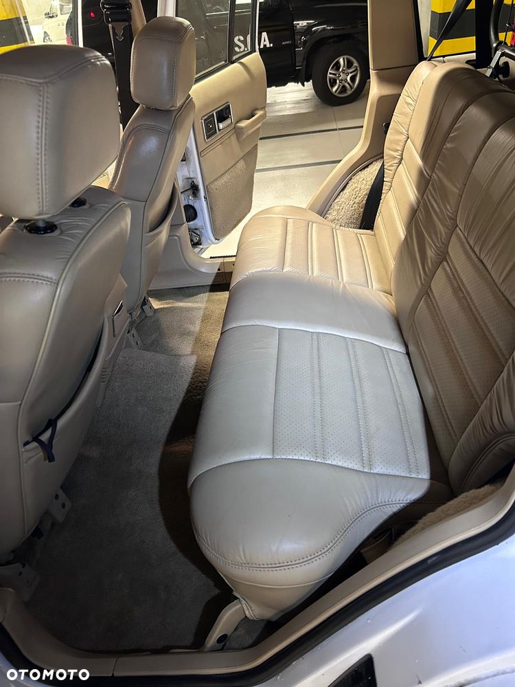 Jeep Cherokee 4.0 Limited - 8
