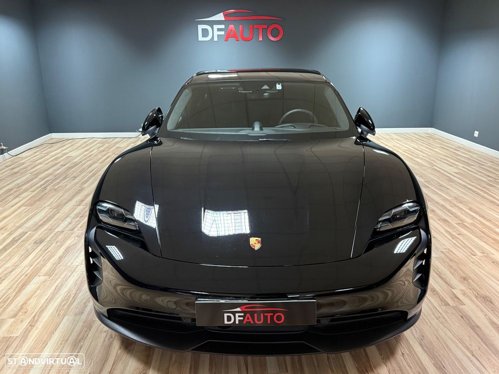 Porsche Taycan Sport Turismo GTS - 3